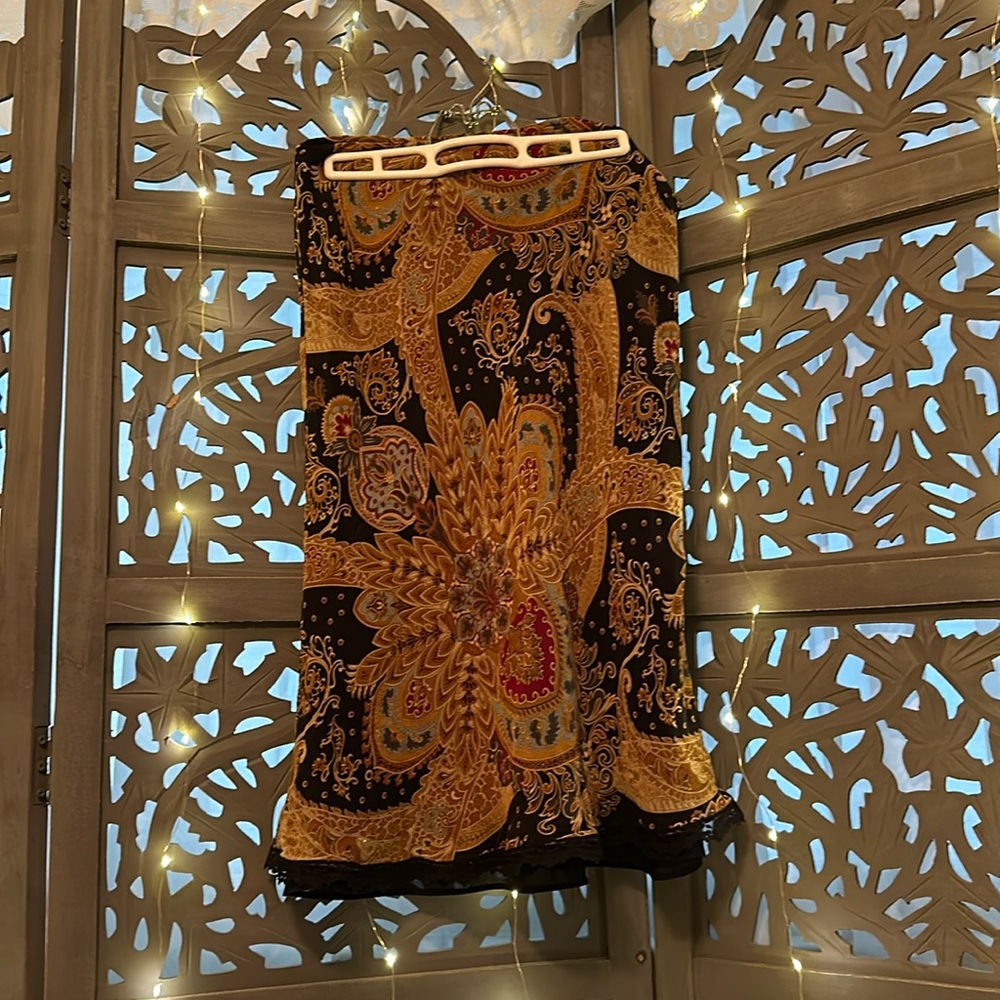 Mannequines calf-length skirt